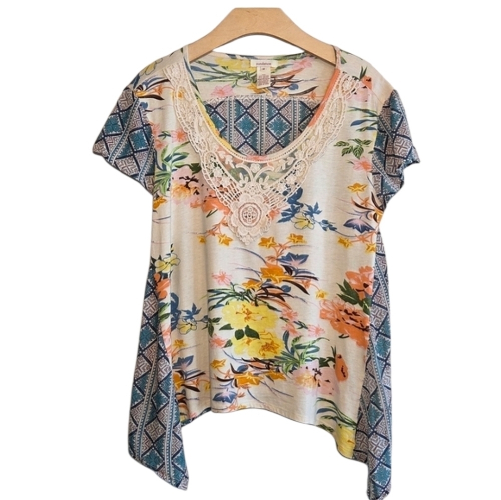 Sundance Lace Sharkbite Hem Floral Boho T-Shirt Sz M Summer Peasant Relaxed
